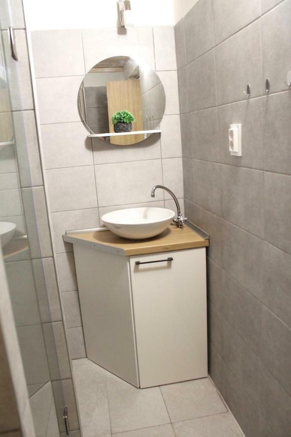 City Center Apartman - Weidlich Palace - มิชโคลซ์ ภายนอก รูปภาพ